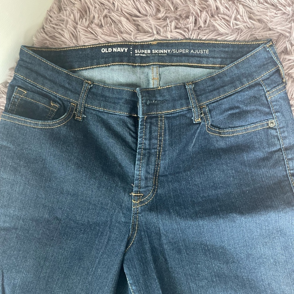 Old Navy Dark Wash Regular Super Skinny Jeans - Picture 5 of 7